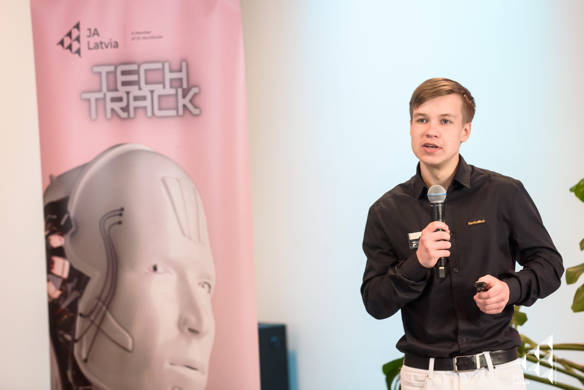 JA Latvia TECH TRACK 2024 FINAL MEET-UP